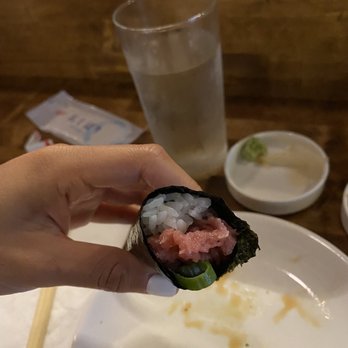 Temakase Hand Roll Bar - 2nd Ave - Toro Scallion Roll - Sushi Bars Near Me - New York, New York Temakase Hand Roll Bar - 2nd Ave - Toro Scallion Roll - Sushi Bars Near Me - New York, New York