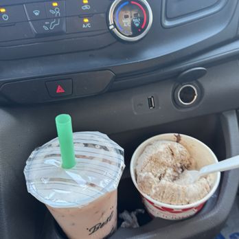 Snow Boba - Strawberry MilK Tea with Boba and Peanut Butter Ice Cream - Bubble Tea Near Me - San Jose, California Snow Boba - Strawberry MilK Tea with Boba and Peanut Butter Ice Cream - Bubble Tea Near Me - San Jose, California
