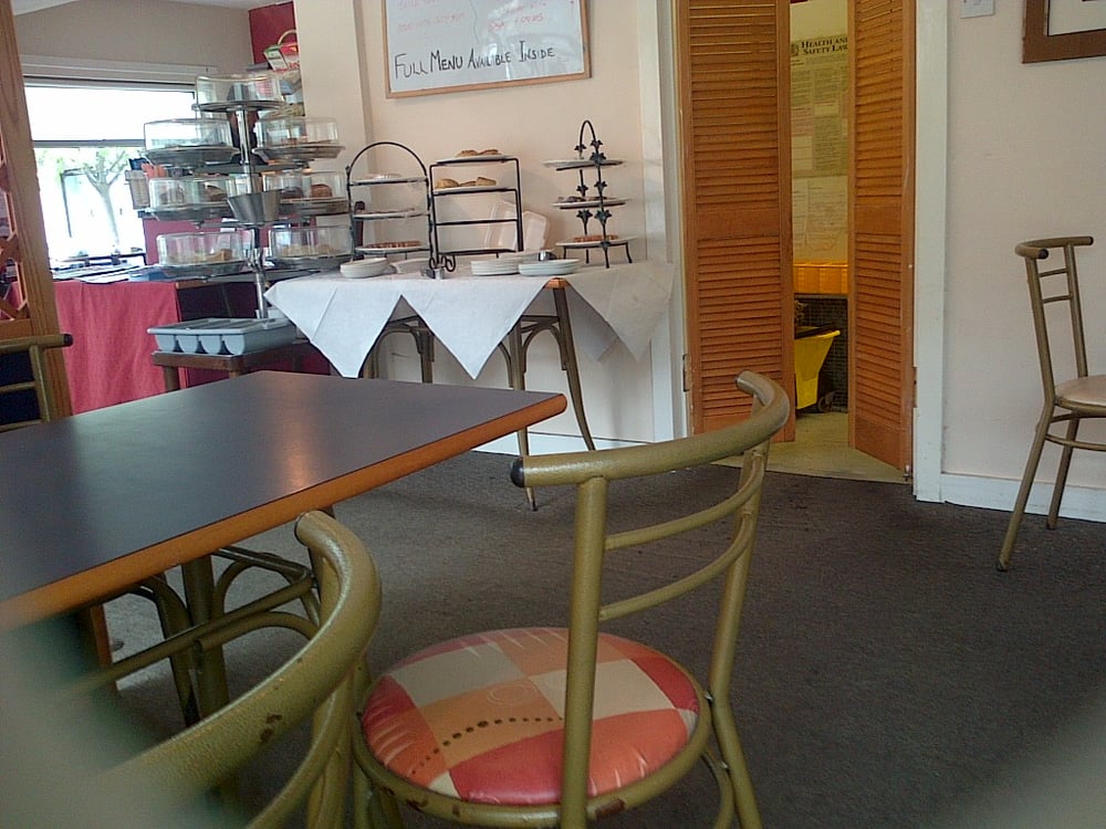 CAMERONS TEA ROOMS Updated September 2024 276a High Street