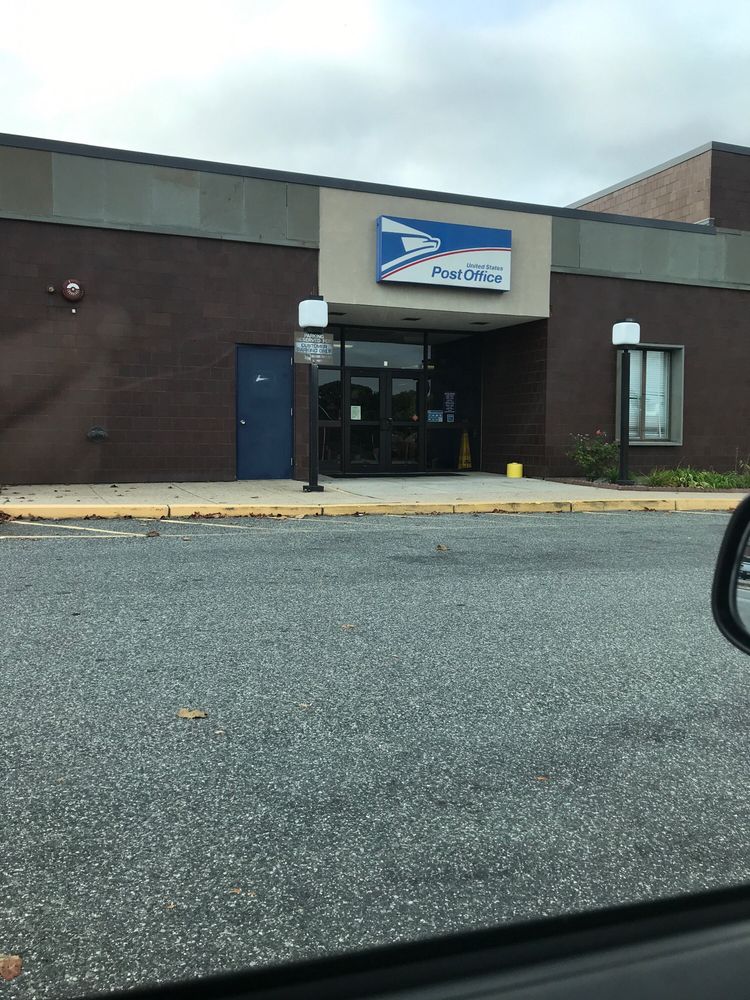US POST OFFICE Updated August 2024 127 Social St, Woonsocket, Rhode