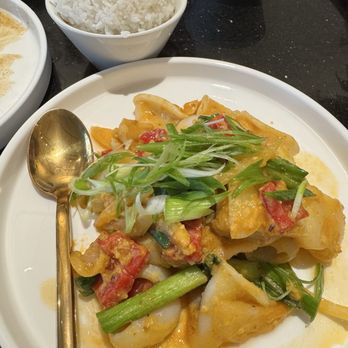 Kapow Thai Eatery - Stir Fried Calamari Salted Egg - Thai Near Me - Union City, California Kapow Thai Eatery - Stir Fried Calamari Salted Egg - Thai Near Me - Union City, California