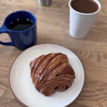 Juniper - Pain au chocolat - Coffee & Tea Near Me - San Francisco, California