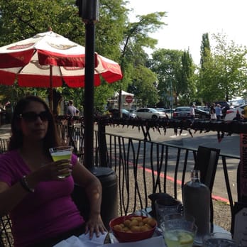 Vovina - Outdoor deck at VoVino. - Wine Bars Near Me - Kirkland, Washington