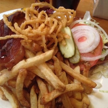 Maumee Bay Brewing - Cowboy burger - Brewpubs Near Me - Toledo, Ohio Maumee Bay Brewing - Cowboy burger - Brewpubs Near Me - Toledo, Ohio
