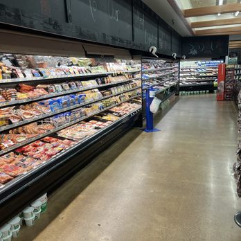 Fuller Market - Meat section - Grocery Near Me - Centralia, Washington Fuller Market - Meat section - Grocery Near Me - Centralia, Washington