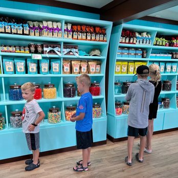 Pecan Jacks - Destin - Candy and gift area - Ice Cream & Frozen Yogurt Near Me - Destin, Florida Pecan Jacks - Destin - Candy and gift area - Ice Cream & Frozen Yogurt Near Me - Destin, Florida