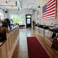 Local Patriot Roasting - Interior.