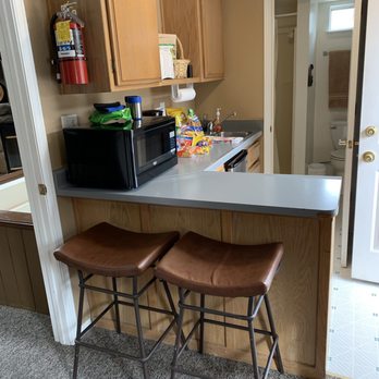 Pine Knot Guest Ranch - Kitchenette in 2nd area - Hotels Near Me - Big Bear Lake, California Pine Knot Guest Ranch - Kitchenette in 2nd area - Hotels Near Me - Big Bear Lake, California