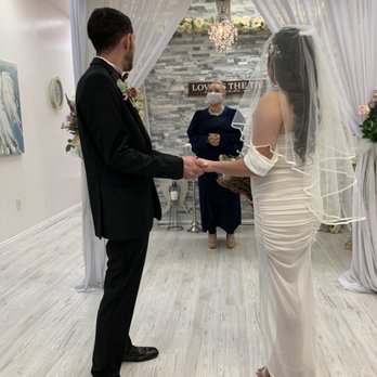 Belles Wedding Chapel - Wedding Ceremony - Wedding Chapels Near Me - Santa Clarita, California