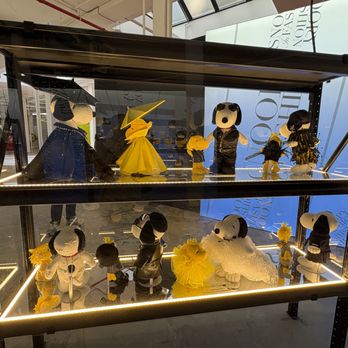 Snoopy in Style NYC - Art Galleries Near Me - New York, New York