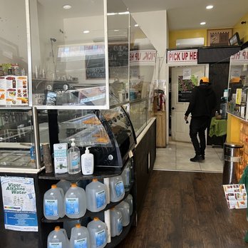 Juice and Gems - Inside - Juice Bars & Smoothies Near Me - Queens, New York