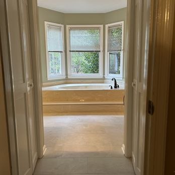Painting Perfect Marietta - After, beautiful tile that elevates the space with modern, clean lines. - Painters Near Me - Marietta, Georgia Painting Perfect Marietta - After, beautiful tile that elevates the space with modern, clean lines. - Painters Near Me - Marietta, Georgia