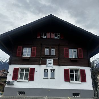 Adventure Guesthouse Interlaken - Guest Houses Near Me - Unterseen, BE Adventure Guesthouse Interlaken - Guest Houses Near Me - Unterseen, BE