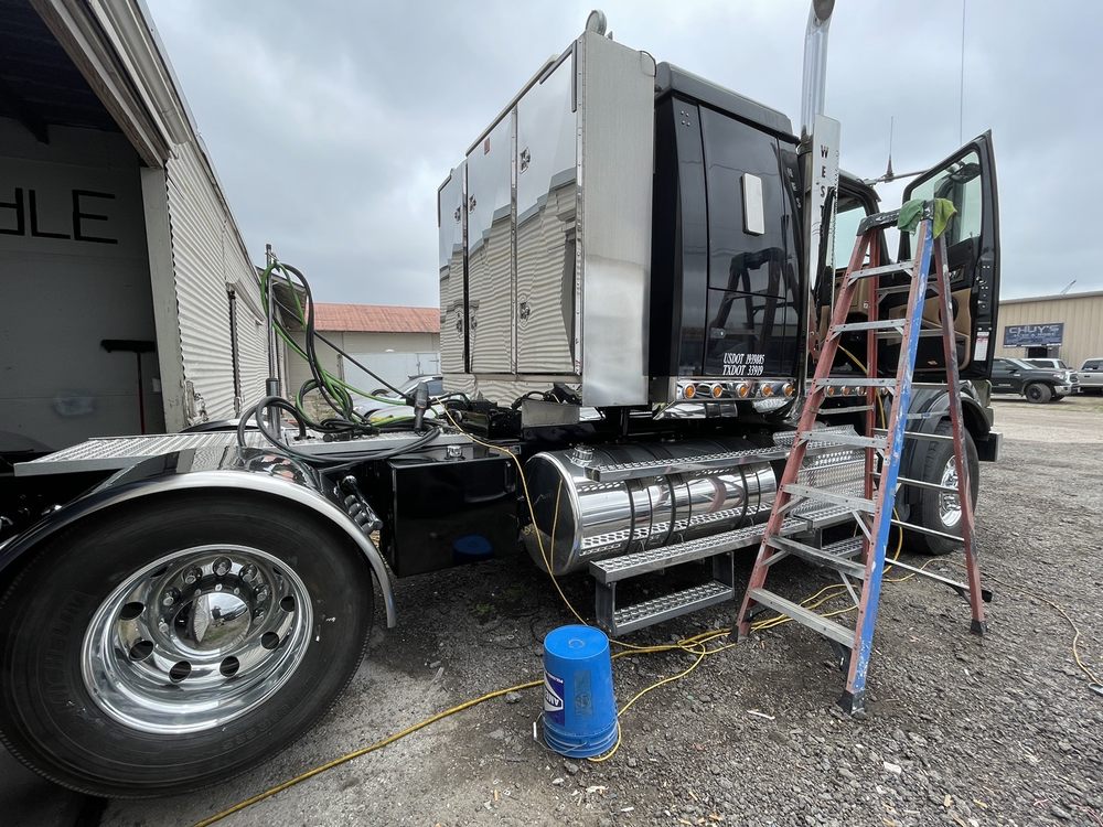 AUTO FAST DETAIL SERVICE 5544 Ayers St, Corpus Christi, Texas Auto