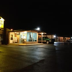 La Bella Motel - A welcome view from the icy highway