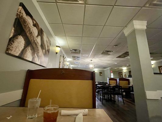 Olive Grove Restaurant & Lounge by null