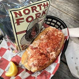 Lobster roll