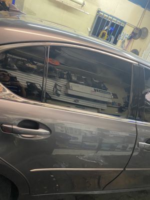 Lexus Ceramic TInt - Lexus Ceramic Tint 05% Sides and Rear WIndow
20% Driver and Passenger