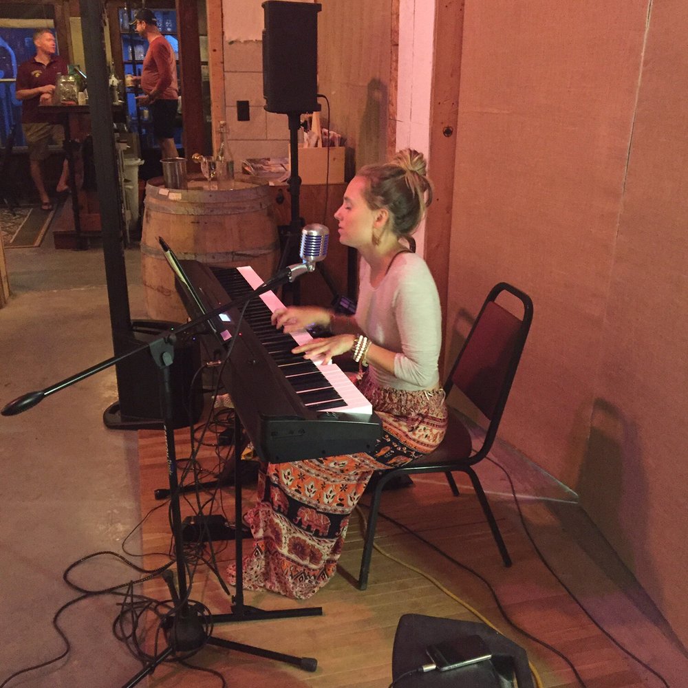 Orchard Hill Cider Mill - Great music this evening by 'Chloe'. Fantastic voice... make sure you stop in when she's playing! - Cideries Near Me - New Hampton, New York Orchard Hill Cider Mill - Great music this evening by 'Chloe'. Fantastic voice... make sure you stop in when she's playing! - Cideries Near Me - New Hampton, New York