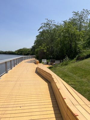Riverbank Park by null