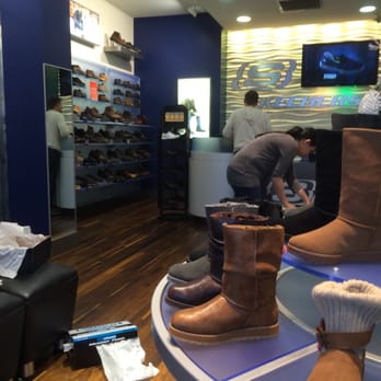 skechers factory outlet burbank