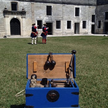 Castillo de San Marcos - Guides and examples of weapons of yesteryear. - Landmarks & Historical Buildings Near Me - Saint Augustine, Florida Castillo de San Marcos - Guides and examples of weapons of yesteryear. - Landmarks & Historical Buildings Near Me - Saint Augustine, Florida