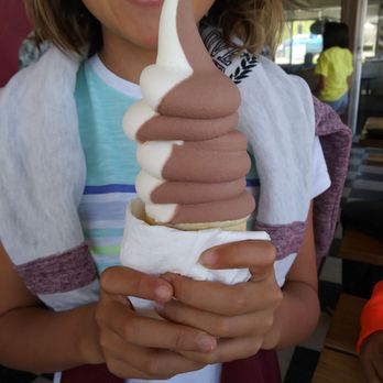 Frosty - Ice Cream & Frozen Yogurt Near Me - Jamestown, California