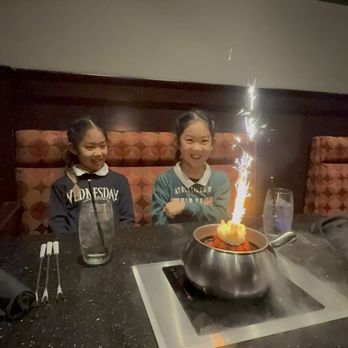The Melting Pot - "Explosion" dessert fondu - Fondue Near Me - Portland, Oregon