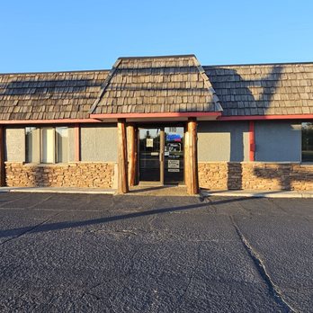 Keith's Pizza-South - the entrance to the restaurant - Pizza Near Me - Bemidji, Minnesota Keith's Pizza-South - the entrance to the restaurant - Pizza Near Me - Bemidji, Minnesota