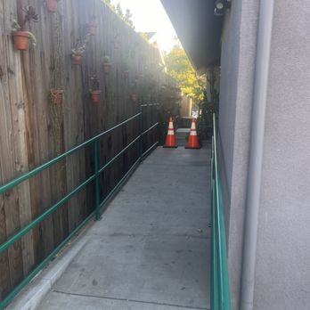 Green Earth Co. - Worse store visit. They have "Apple Pay" but it doesn't work in any of their cashier stations. - Cannabis Dispensaries Near Me - Los Angeles, California Green Earth Co. - Worse store visit. They have "Apple Pay" but it doesn't work in any of their cashier stations. - Cannabis Dispensaries Near Me - Los Angeles, California