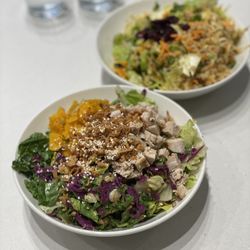 Field & Social - Singsons coconut chicken salad