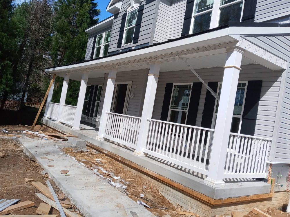 Slide of Skylands Contracting Solutions