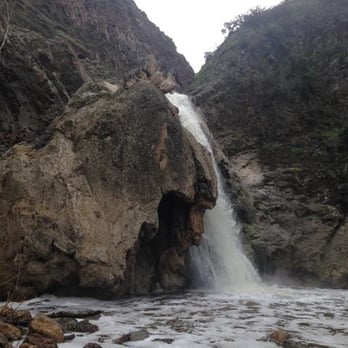 Paradise Falls - Another great view of the falls - Hiking Near Me - Thousand Oaks, California