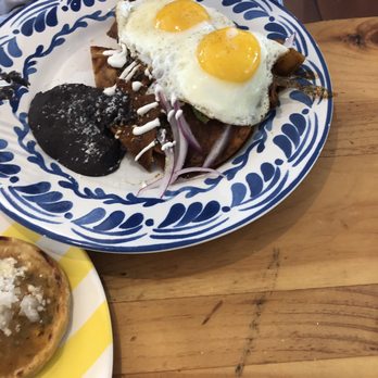 Polanquito - Mole Poblano Chilaquiles - Tacos Near Me - Houston, Texas Polanquito - Mole Poblano Chilaquiles - Tacos Near Me - Houston, Texas