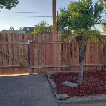 Banda's Fence - Fences & Gates Near Me Banda's Fence - Fences & Gates Near Me
