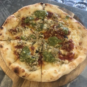 Kitchen Social - Chicken pesto pizza - Cocktail Bars Near Me - Columbus, Ohio