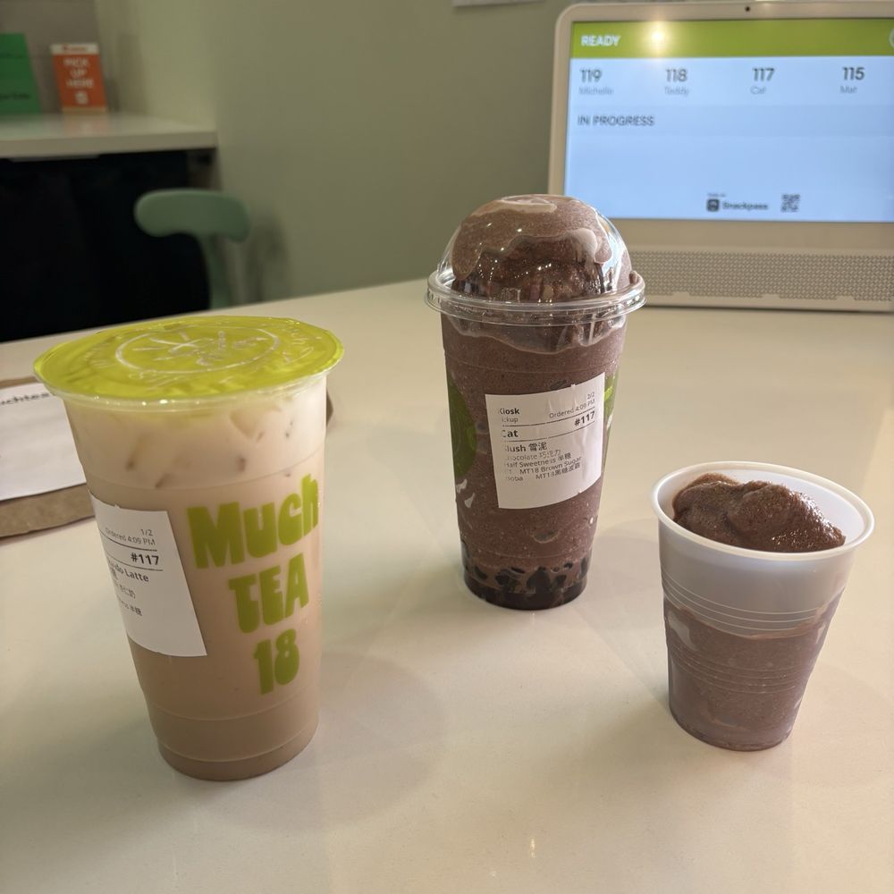 MuchTEA18 - milk tea with boba + chocolate Smoothie - Bubble Tea Near Me - Apple Valley, California