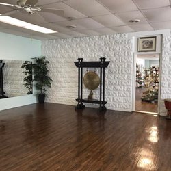 White Dove Circle - Yoga and Gong Baths