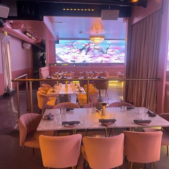 Kit Kat Club - Lounges Near Me - Chicago, Illinois Kit Kat Club - Lounges Near Me - Chicago, Illinois