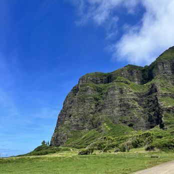 Kualoa Ranch - Tours Near Me - Kaneohe, Hawaii Kualoa Ranch - Tours Near Me - Kaneohe, Hawaii