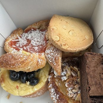 Lafayette Bakery & Cafe - So many choices - Bakeries Near Me - Carmel, California Lafayette Bakery & Cafe - So many choices - Bakeries Near Me - Carmel, California