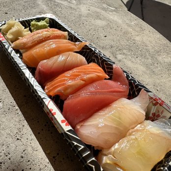 Yatai Market - Nigiri sampler - Ramen Near Me - Raleigh, North Carolina Yatai Market - Nigiri sampler - Ramen Near Me - Raleigh, North Carolina