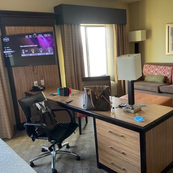 Hampton Inn & Suites Salinas - Amazing large desk!!! I love how everything is so open and fancy looking! - Hotels Near Me - Salinas, California Hampton Inn & Suites Salinas - Amazing large desk!!! I love how everything is so open and fancy looking! - Hotels Near Me - Salinas, California