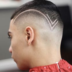 The Barber Lounge - Baldfade with simple design