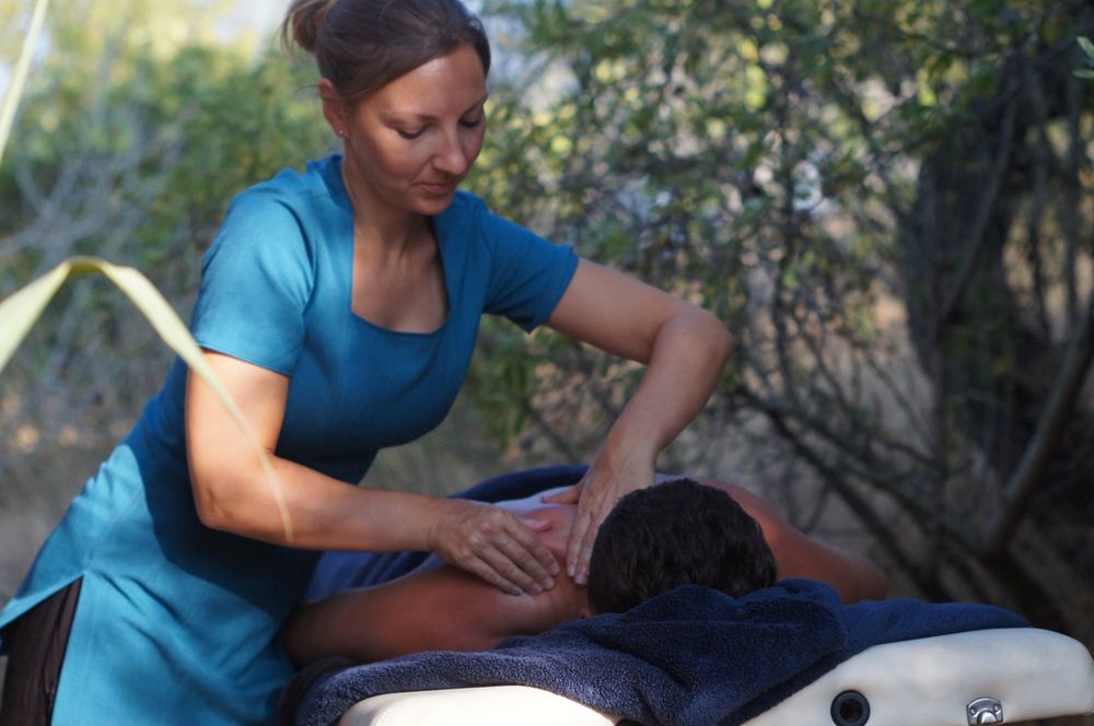 HEATHER BAIN MASSAGE LAGOS Rua Gil Eanes No191, Lagos, Lagos, Lagos
