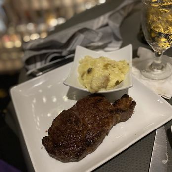 Webb Custom Kitchen - New American Near Me - Gastonia, North Carolina