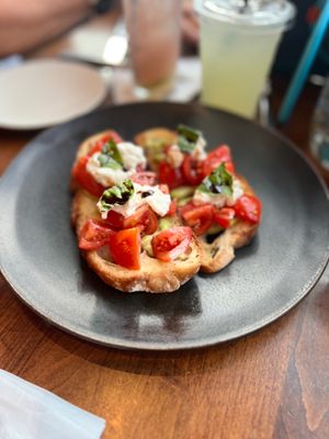 Wolfgang Puck Bar & Grill by null