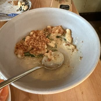 Field & Vine - New American Near Me - Somerville, Massachusetts