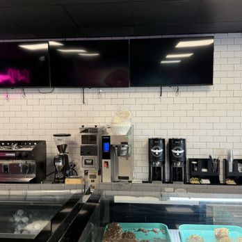 Dollar Donut Shops - Coffee options - Donuts Near Me - Howell, New Jersey