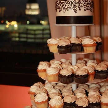 Freeport Bakery - Photo credit:  Ponce's Portraits - Bakeries Near Me - Sacramento, California